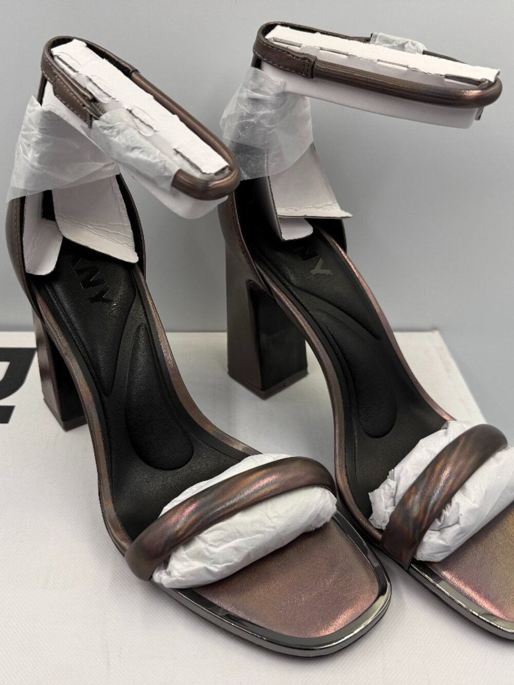DKNY "Walker" Ankle Strap size 8.5 NEW
